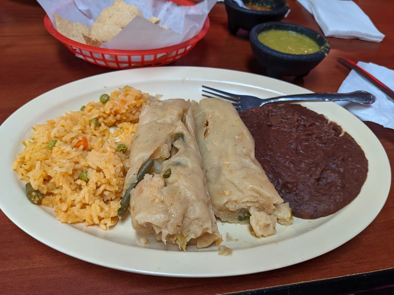 Taqueria y Pupuseria Azteca food